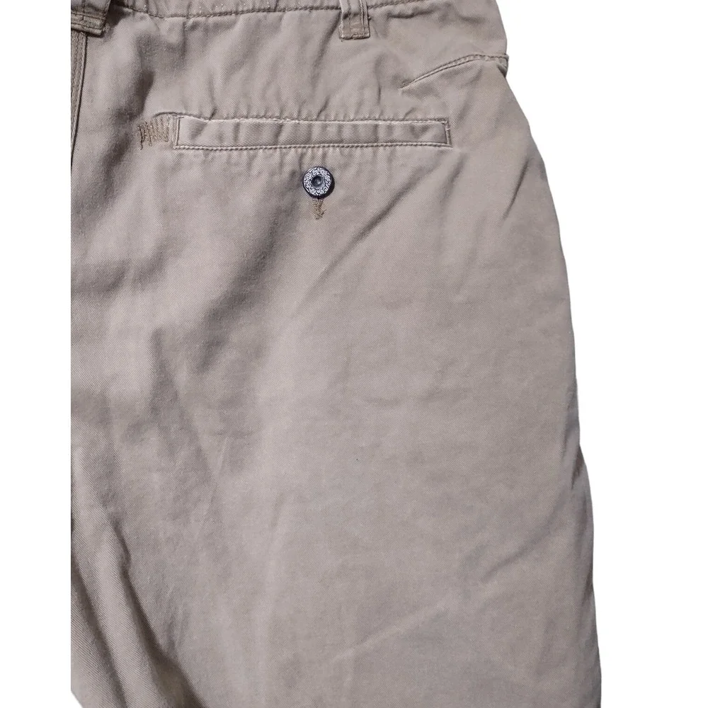 Old Navy Shorts Men's Size 36 Brown Field Tested Contract No. R(432)‎ Distressed